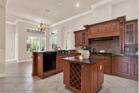 House in Windermere, Florida 4 bedrooms, 348.48 sq.m. № 1873198 - photo 11