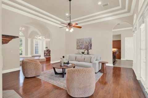 House in Windermere, Florida 4 bedrooms, 348.48 sq.m. № 1873198 - photo 10