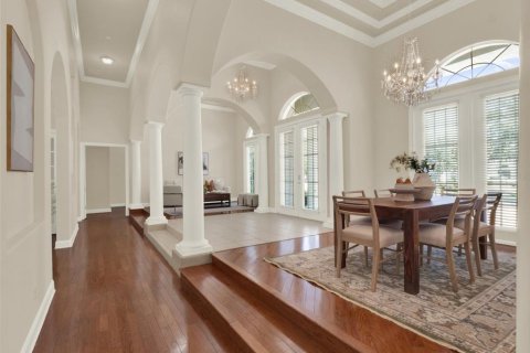 House in Windermere, Florida 4 bedrooms, 348.48 sq.m. № 1873198 - photo 4