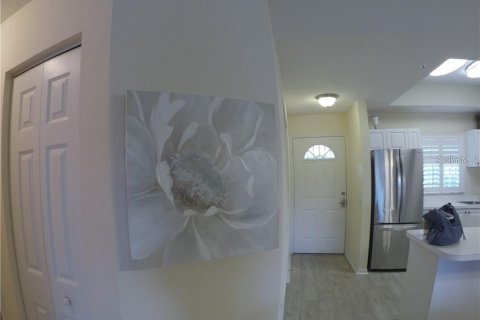 Condominio en alquiler en Sarasota, Florida, 2 dormitorios, 99.22 m2 № 249765 - foto 6