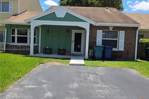 Adosado en venta en Miami, Florida, 3 dormitorios, 119.38 m2 № 1993908 - foto 2