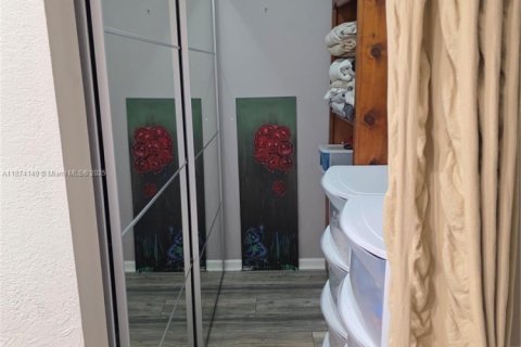 Adosado en venta en Miami, Florida, 3 dormitorios, 119.38 m2 № 1993908 - foto 15