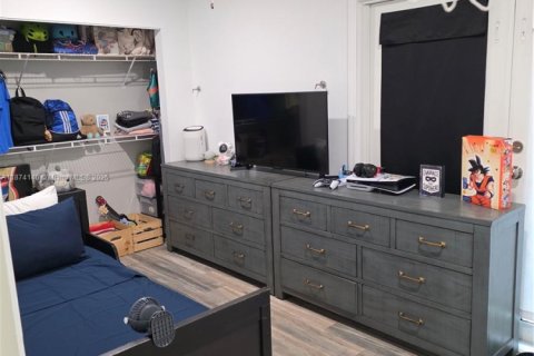 Adosado en venta en Miami, Florida, 3 dormitorios, 119.38 m2 № 1993908 - foto 24