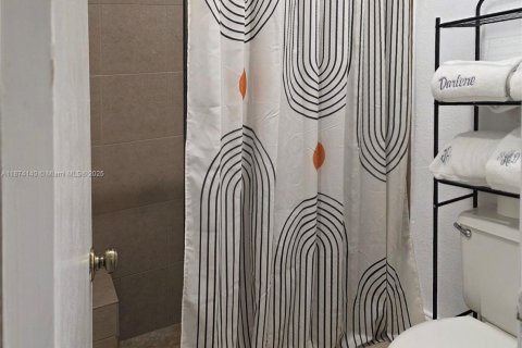 Adosado en venta en Miami, Florida, 3 dormitorios, 119.38 m2 № 1993908 - foto 13