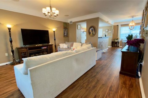 Adosado en venta en Orlando, Florida, 2 dormitorios, 143.81 m2 № 2196366 - foto 8