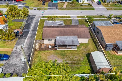 House in Sunrise, Florida 2 bedrooms, 97.27 sq.m. № 1891382 - photo 8