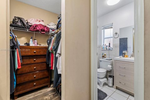 House in Sunrise, Florida 2 bedrooms, 97.27 sq.m. № 1891382 - photo 22