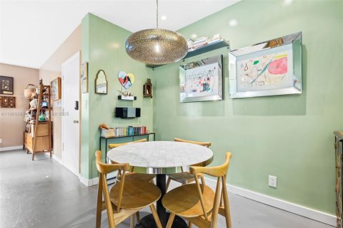 Купить кондоминиум в Майами-Бич, Флорида 1 спальня, 62.24м2, № 1956230 - фото 10