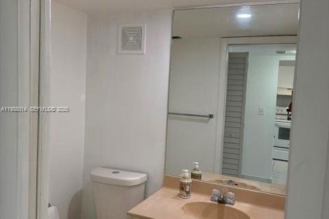 Condominio en venta en Miami, Florida, 1 dormitorio, 73.11 m2 № 2050411 - foto 13