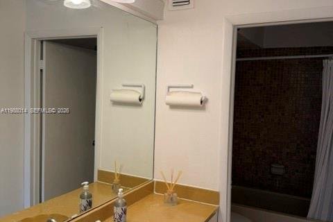 Condominio en venta en Miami, Florida, 1 dormitorio, 73.11 m2 № 2050411 - foto 9