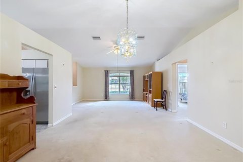House in Ocala, Florida 3 bedrooms, 152.45 sq.m. № 2110361 - photo 18