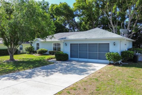 House in Ocala, Florida 3 bedrooms, 152.45 sq.m. № 2110361 - photo 3