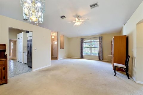 House in Ocala, Florida 3 bedrooms, 152.45 sq.m. № 2110361 - photo 17