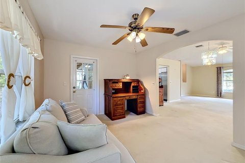 House in Ocala, Florida 3 bedrooms, 152.45 sq.m. № 2110361 - photo 21