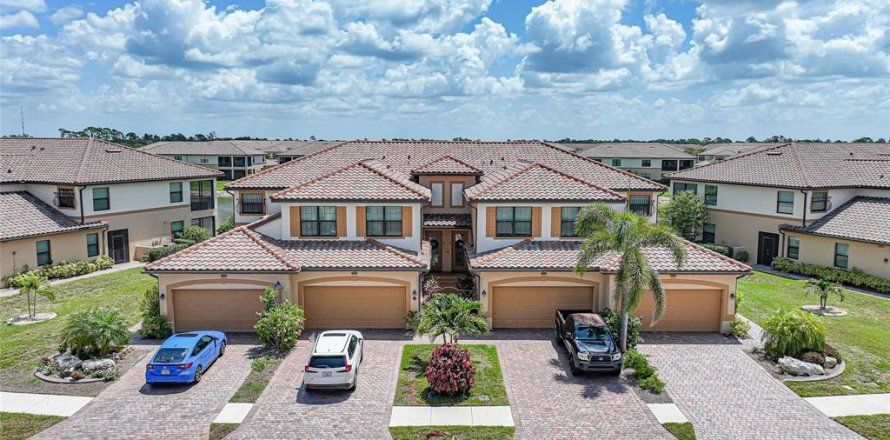 Condo in Venice, Florida, 3 bedrooms № 2238867