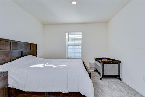 House in Zephyrhills, Florida 4 bedrooms, 169.83 sq.m. № 2128960 - photo 17