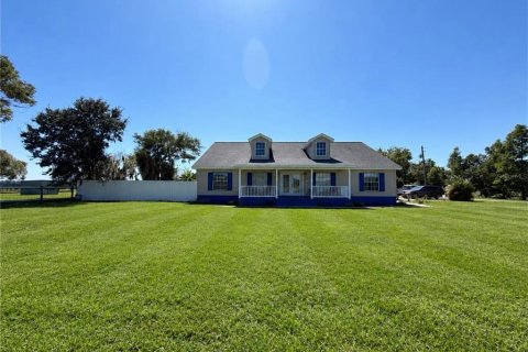 Villa ou maison à Plant City, Floride 3 chambres, 213.3 m2 № 2415480