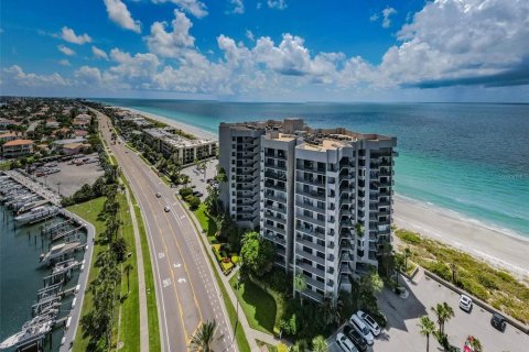 Condo in Clearwater, Florida, 2 bedrooms № 2225577