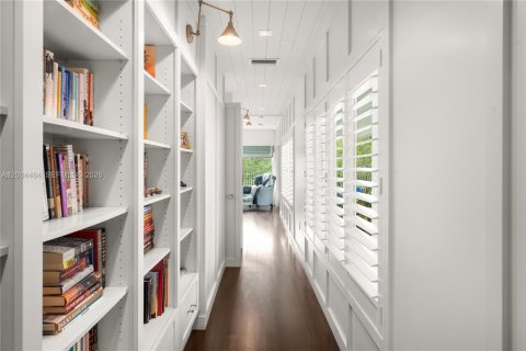 Villa ou maison à vendre à Coral Gables, Floride: 5 chambres, 419.18 m2 № 2068848 - photo 22