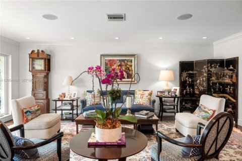 Villa ou maison à vendre à Coral Gables, Floride: 5 chambres, 419.18 m2 № 2068848 - photo 7
