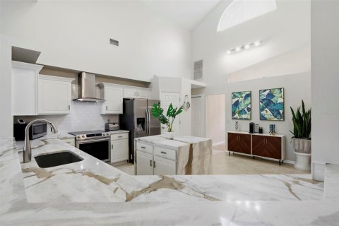 Villa ou maison à vendre à Odessa, Floride: 4 chambres, 238.67 m2 № 2299627 - photo 2