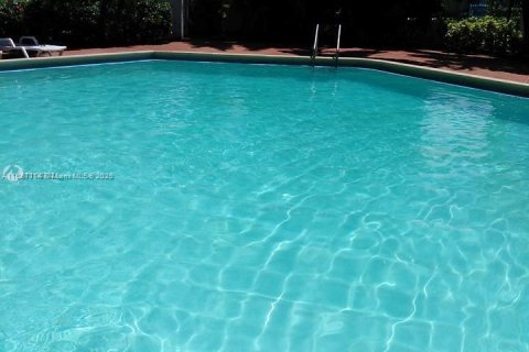 Copropriété à louer à Miami, Floride: 2 chambres, 81.75 m2 № 1943829 - photo 23