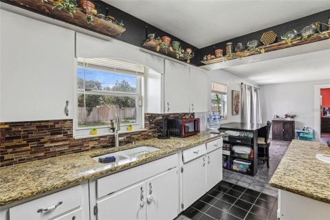 Casa en venta en Lakeland, Florida, 4 dormitorios, 134.62 m2 № 2157850 - foto 7