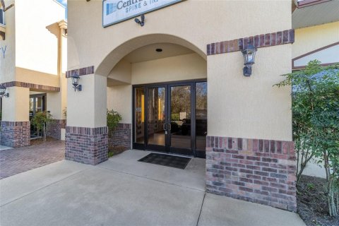Propiedad comercial en venta en Lady Lake, Florida, 345.69 m2 № 1552722 - foto 2