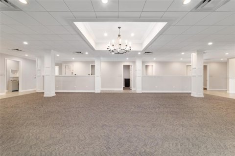 Propiedad comercial en venta en Lady Lake, Florida, 345.69 m2 № 1552722 - foto 16