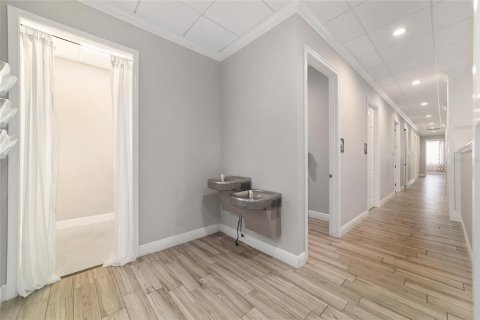 Propiedad comercial en venta en Lady Lake, Florida, 345.69 m2 № 1552722 - foto 26