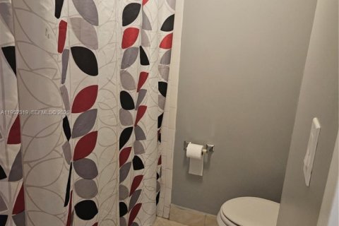 Copropriété à louer à Deerfield Beach, Floride: 1 chambre, 64.57 m2 № 2006688 - photo 9