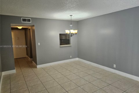 Copropriété à louer à Deerfield Beach, Floride: 1 chambre, 64.57 m2 № 2006688 - photo 6