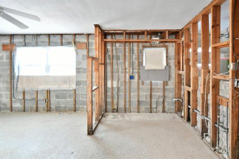 Immobilier commercial à vendre à Madeira Beach, Floride: 108.7 m2 № 1740292 - photo 11