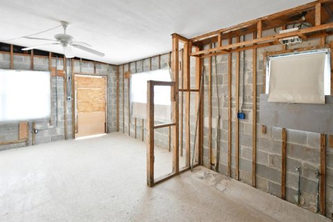 Immobilier commercial à vendre à Madeira Beach, Floride: 108.7 m2 № 1740292 - photo 9