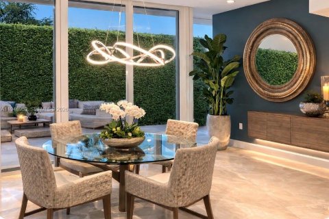 Condo in Miami Beach, Florida, 2 bedrooms  № 2053109 - photo 7