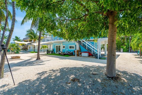 House in Islamorada, Village of Islands, Florida 3 bedrooms, 99.03 sq.m. № 1881972 - photo 25