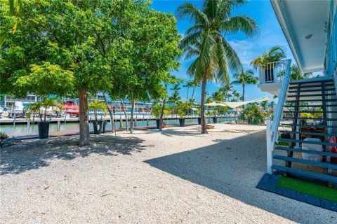 House in Islamorada, Village of Islands, Florida 3 bedrooms, 99.03 sq.m. № 1881972 - photo 26