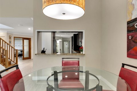 Villa ou maison à vendre à Doral, Floride: 3 chambres, 187.11 m2 № 1779766 - photo 15