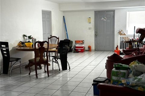 Villa ou maison à louer à Dania Beach, Floride: 3 chambres, 170.29 m2 № 2004657 - photo 5