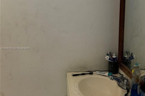 Villa ou maison à louer à Dania Beach, Floride: 3 chambres, 170.29 m2 № 2004657 - photo 7