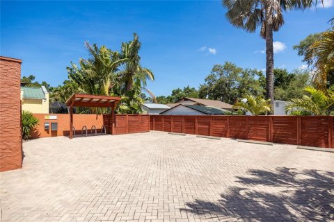 Apartamento en alquiler en Tampa, Florida, 1 dormitorio, 80.17 m2 № 1747175 - foto 29