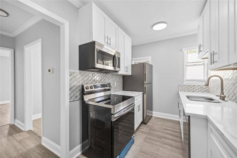 Apartamento en alquiler en Tampa, Florida, 1 dormitorio, 80.17 m2 № 1747175 - foto 12