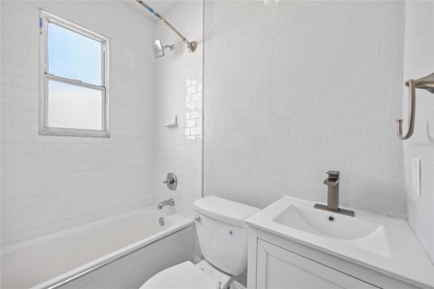 Apartamento en alquiler en Tampa, Florida, 1 dormitorio, 80.17 m2 № 1747175 - foto 17