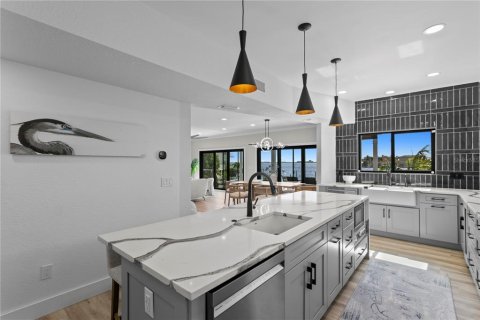 Villa ou maison à vendre à Saint Pete Beach, Floride: 5 chambres, 458.01 m2 № 2429055 - photo 17