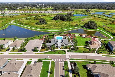 Villa ou maison à vendre à Zephyrhills, Floride: 4 chambres, 180.14 m2 № 2428832 - photo 29