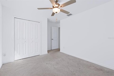 Villa ou maison à vendre à Zephyrhills, Floride: 4 chambres, 180.14 m2 № 2428832 - photo 23