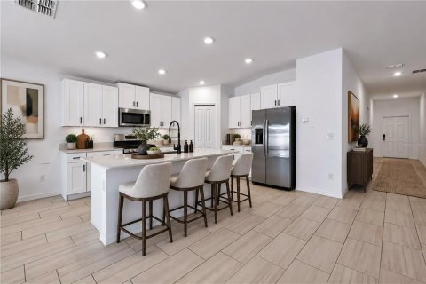 Villa ou maison à vendre à Zephyrhills, Floride: 4 chambres, 180.14 m2 № 2428832 - photo 7