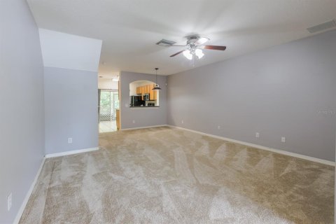 Touwnhouse à vendre à Odessa, Floride: 3 chambres, 124.21 m2 № 2095965 - photo 7