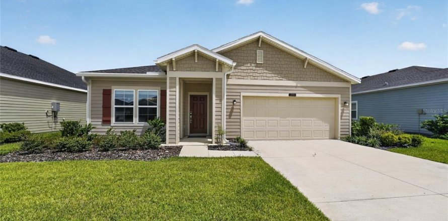 Casa en Alachua, Florida 3 dormitorios, 197.51 m2 № 2347942