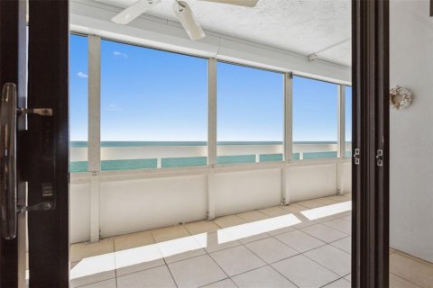 Condominio en venta en Redington Shores, Florida, 3 dormitorios, 166.2 m2 № 1544684 - foto 12